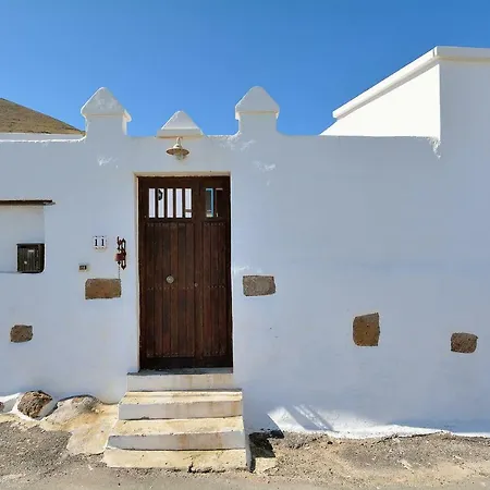 Rural Big Lanzarote Montana Blanca